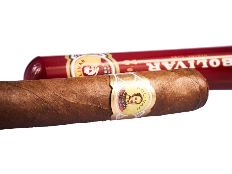 Hương vị đặc trưng của xì gà Bolivar Tubos No.2
